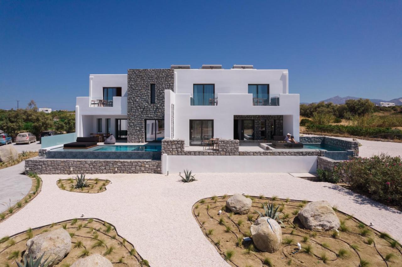 Milestones Naxos Maragkas
