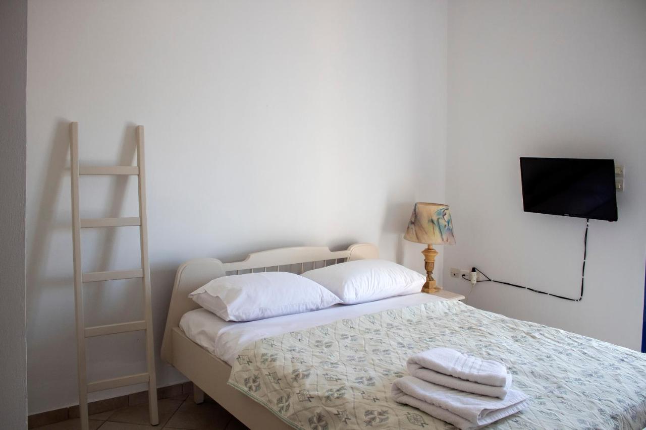 Apartment Hara's *