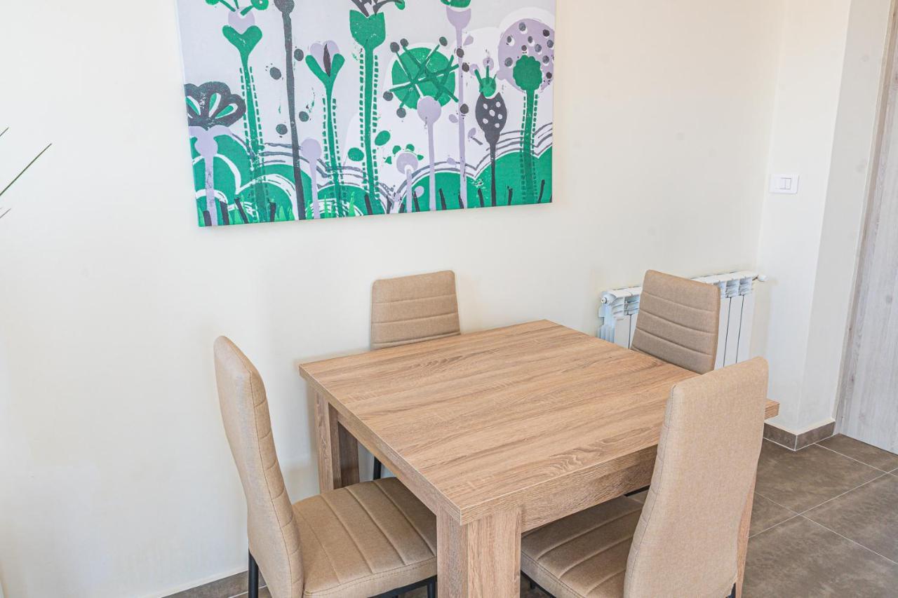 Villa Modern, Cheerful & Dream Catching In Corinth Isthmia