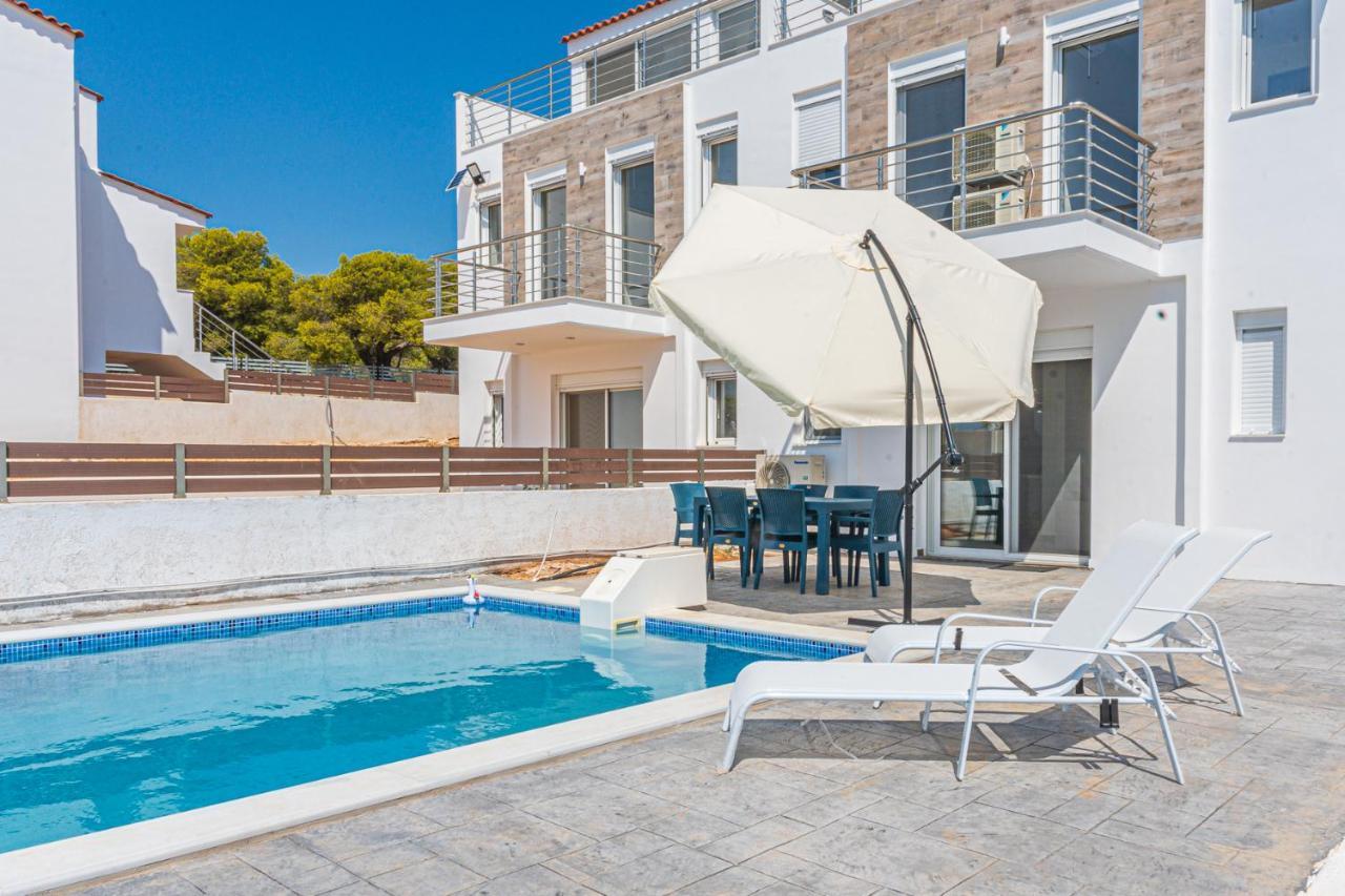 Modern, Cheerful & Dream Catching In Corinth * Isthmia