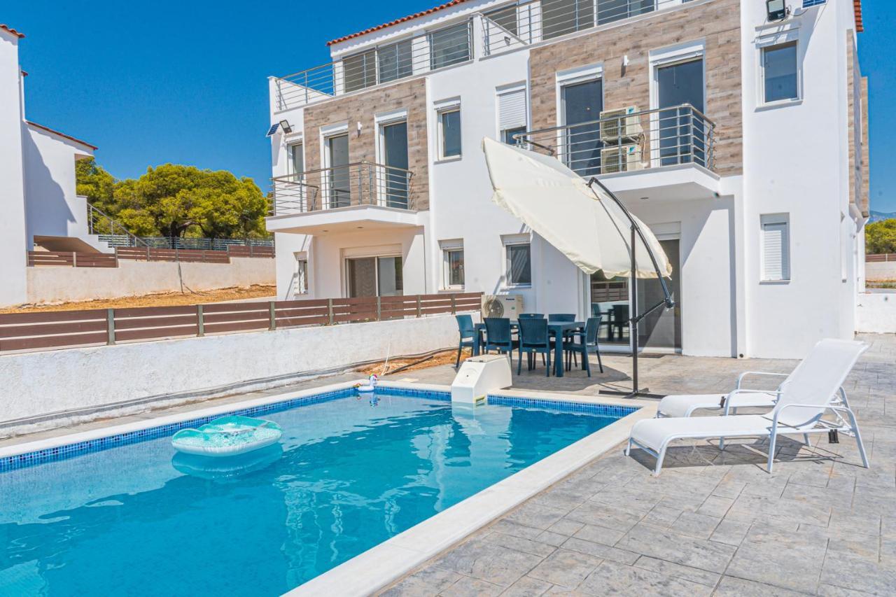 Villa Modern, Cheerful & Dream Catching In Corinth *