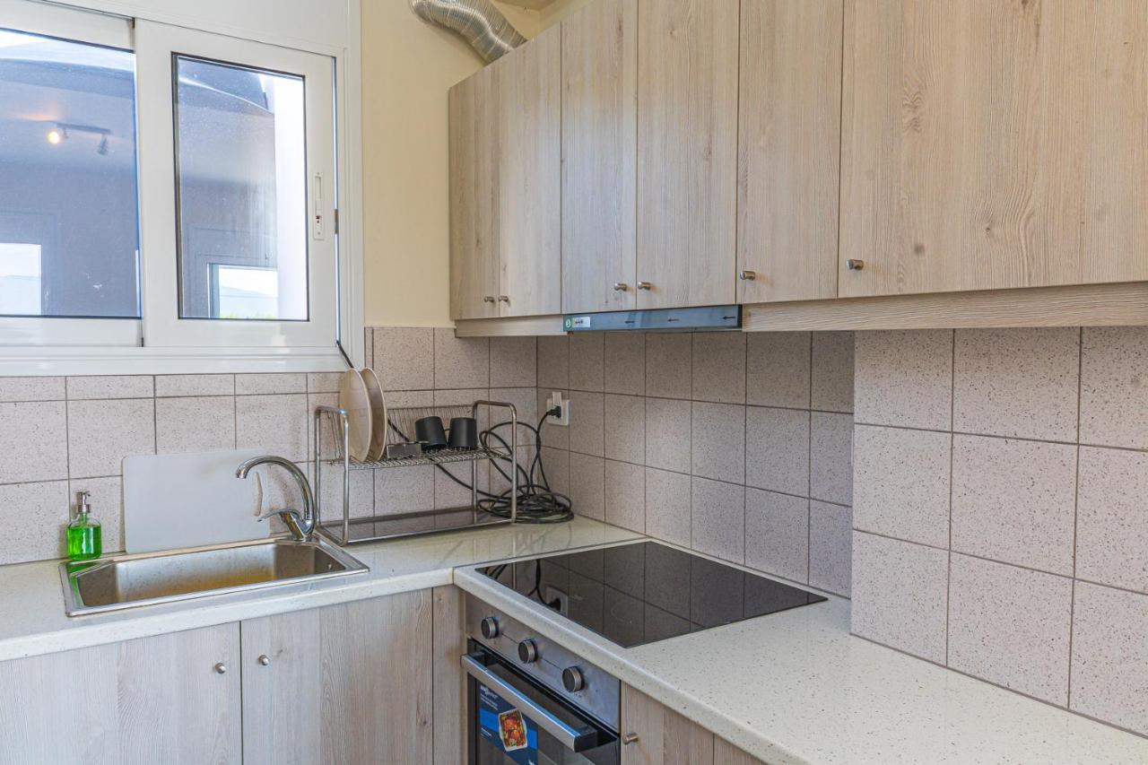 Villa Modern, Cheerful & Dream Catching In Corinth