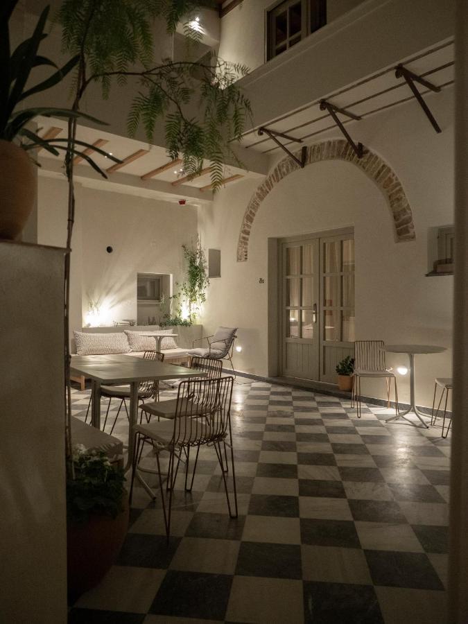 Enδόtera Chios * Chios Town