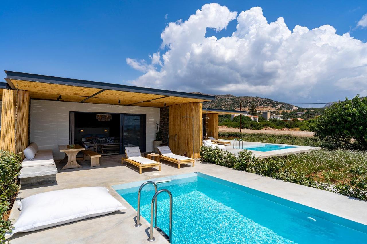 Akra Grammeno Beachfront Apartment Palaiochora