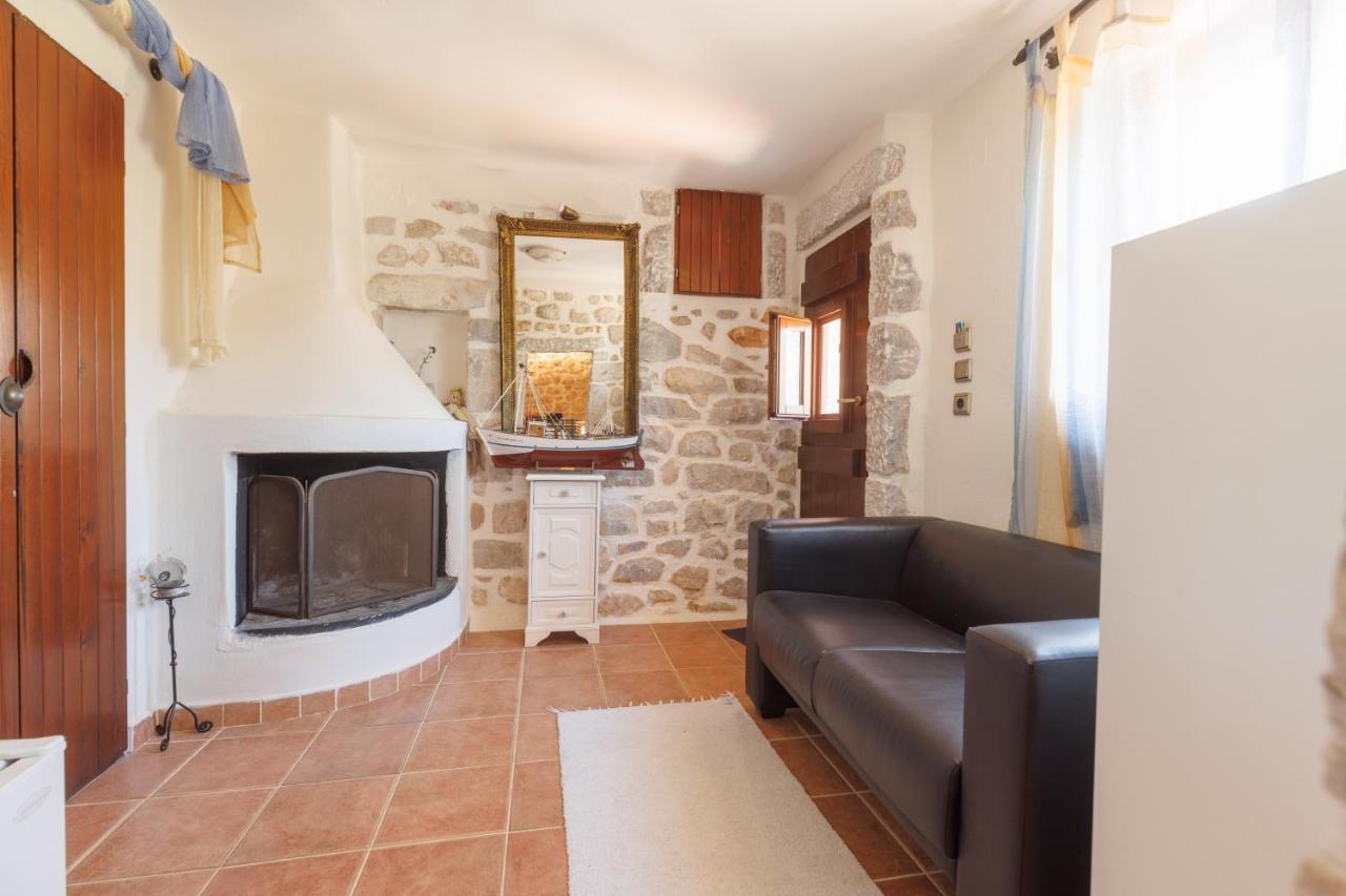 Katafigi Apartment *