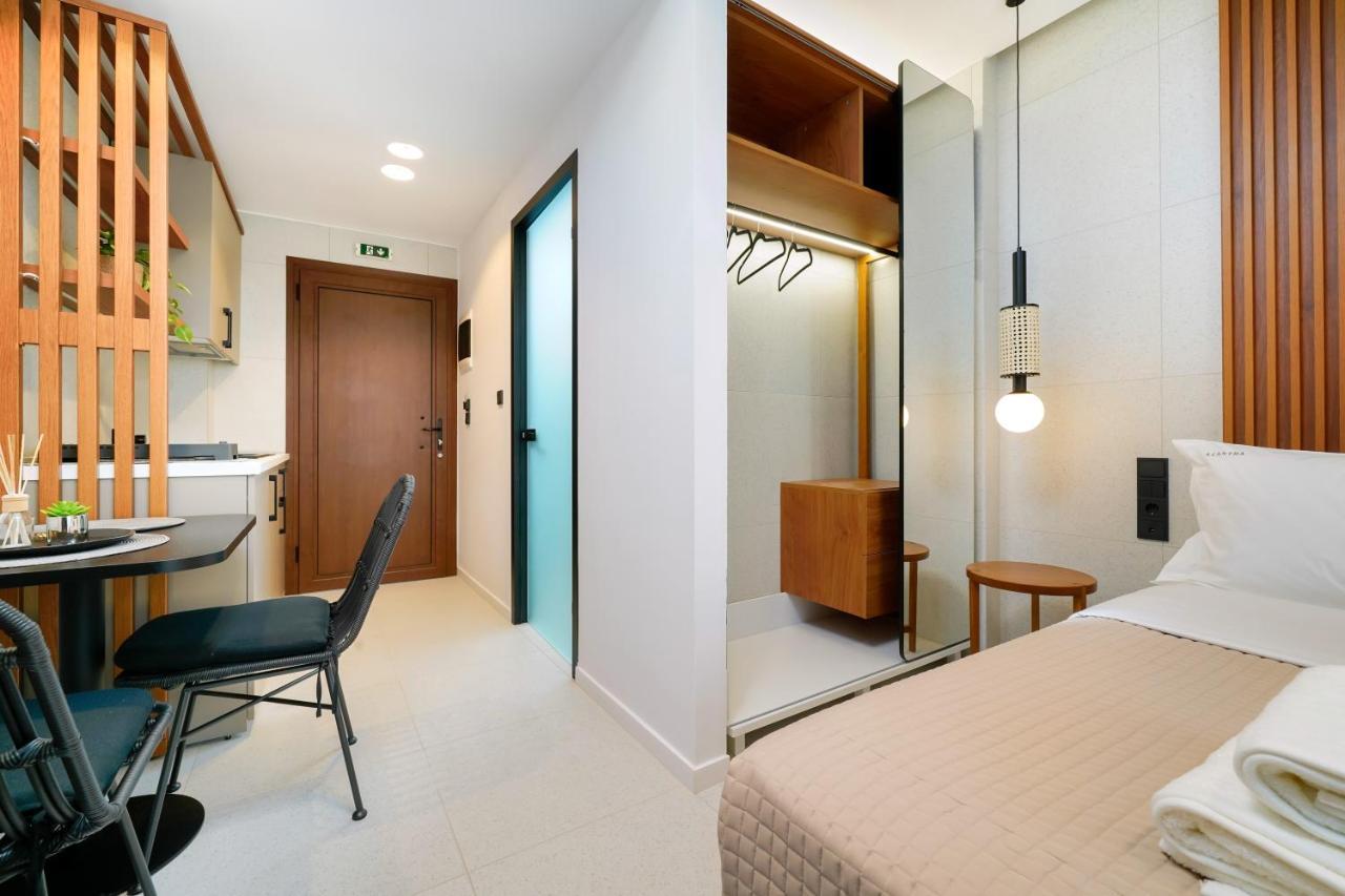 Acantha Aparthotel *