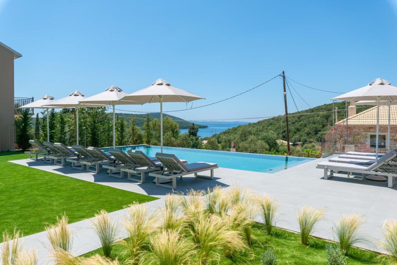 Neoma Luxury - Adults Only