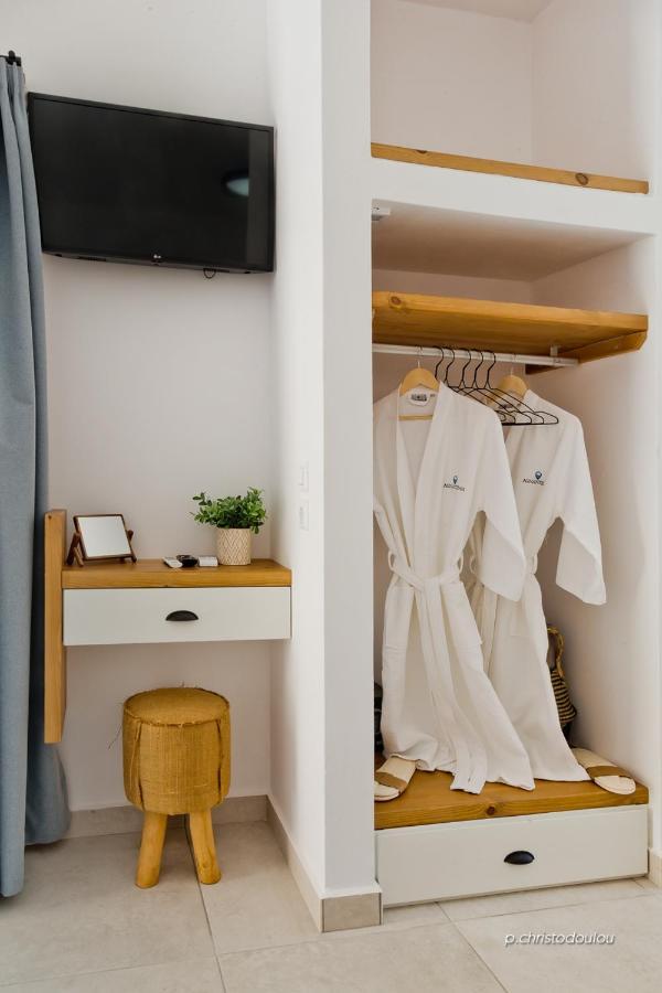 Agnantema Luxury Aparthotel Kyra Panagia