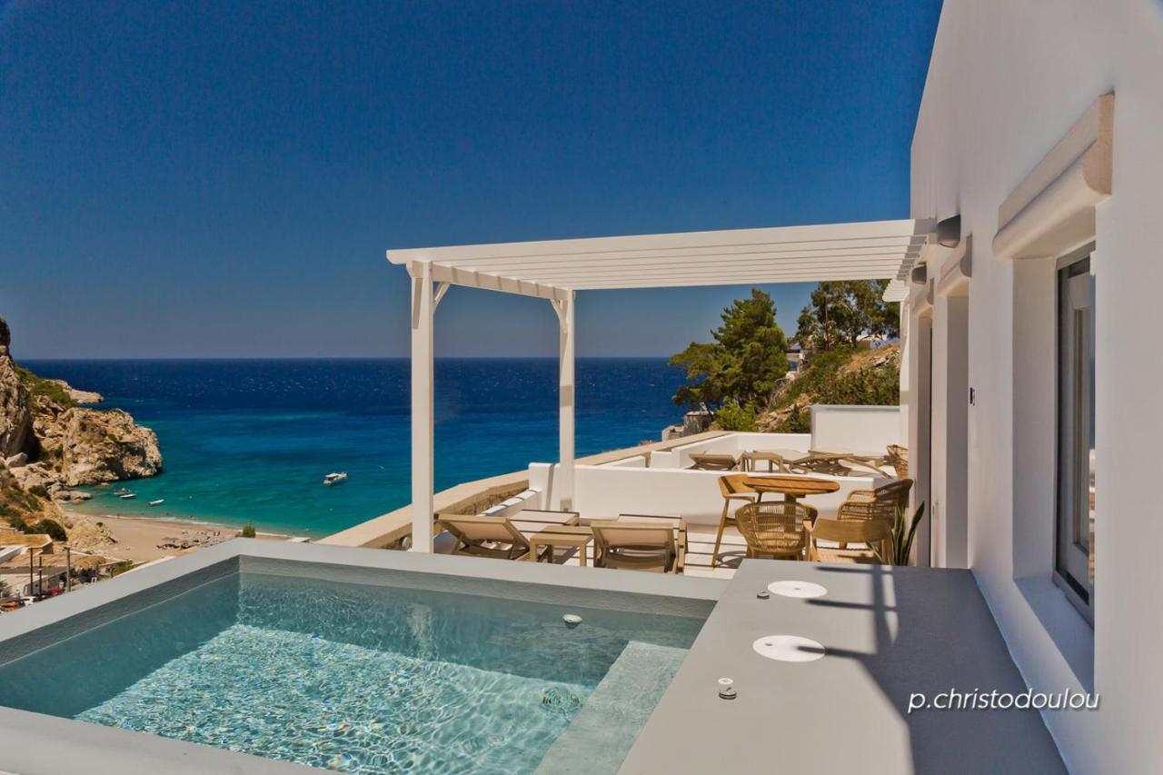 Agnantema Luxury