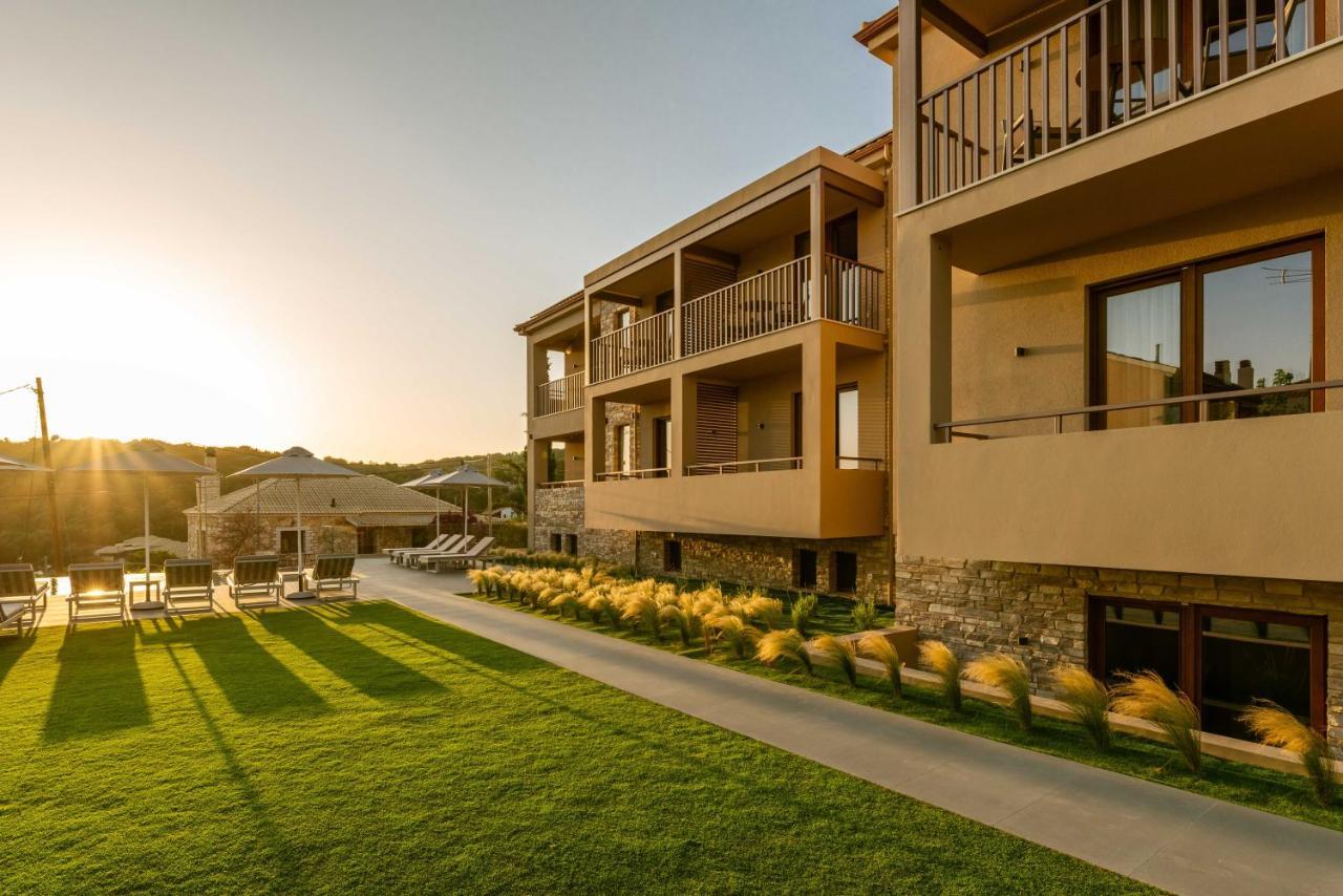 Aparthotel Neoma Luxury - Adults Only *