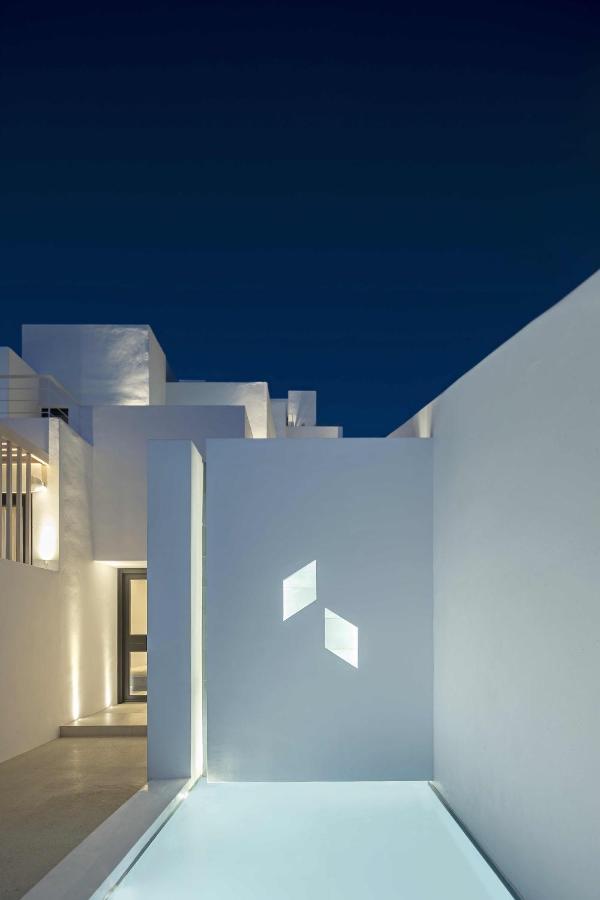 Cubic Mykonos Seafront Design Hotel Ornos (Mykonos)