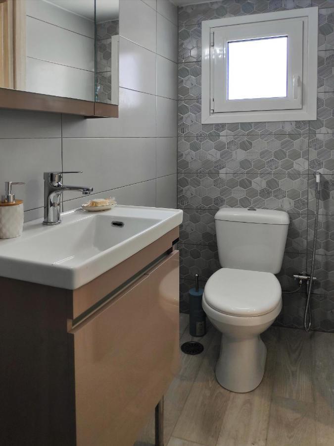 Demi ' S House : σπίτι στο βουνό με μαγευτική θέα! Apartment Kalamata