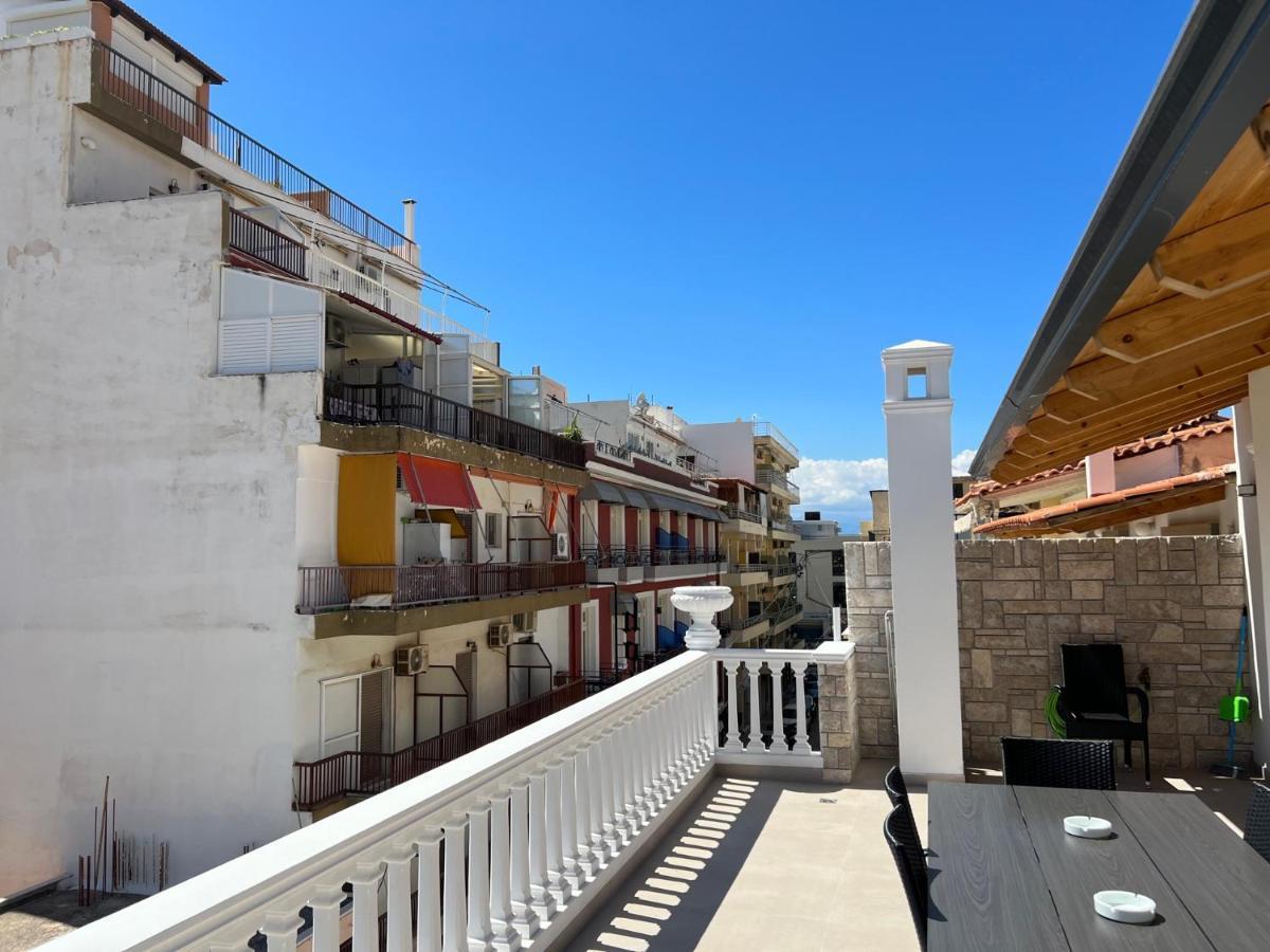 Kontis' Deluxe Furnished * Loutraki (Corinthia)