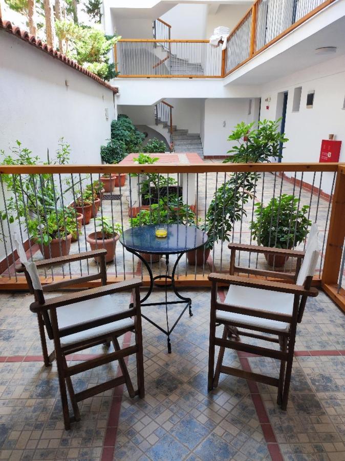 Megali Ammos House 2*
