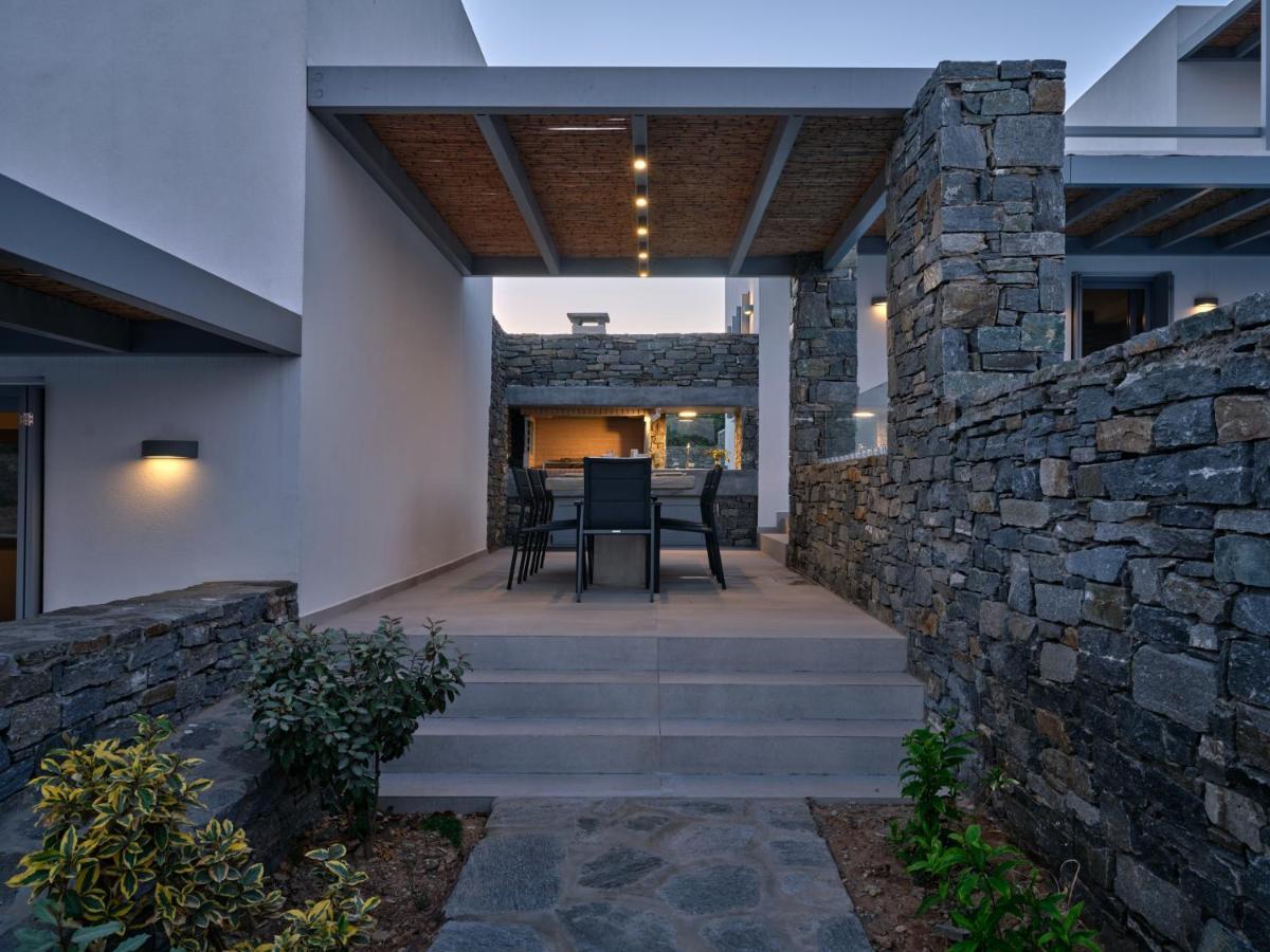 Ramus Paros Villa