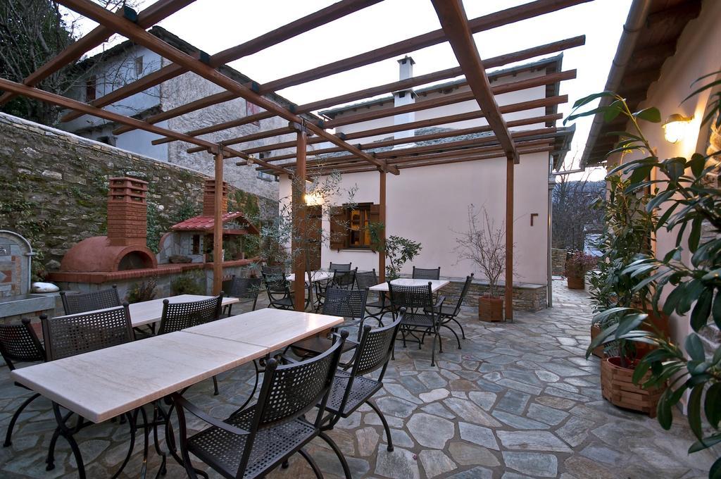 Archontiko Papoutsi Apartment *