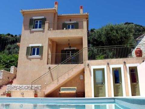 Homer's View Villa *