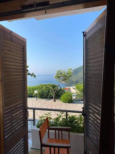 Theasea Apartment