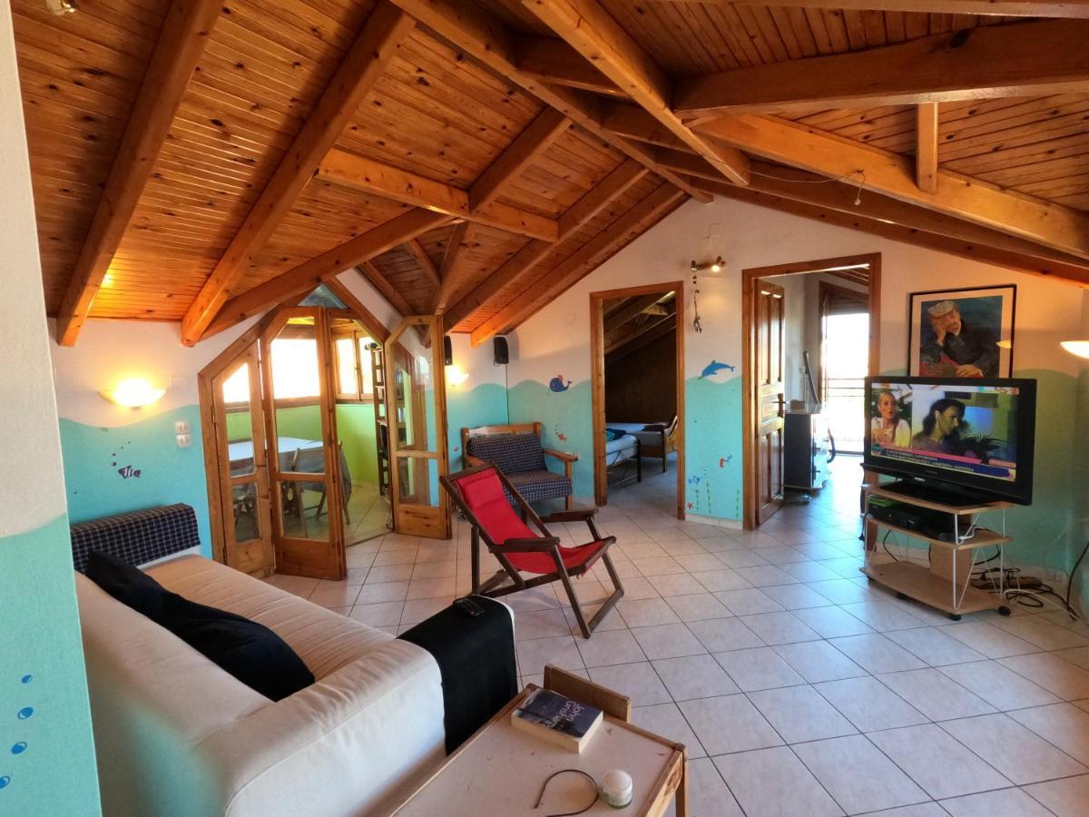 Apartment Loft 20m From Sea Melission