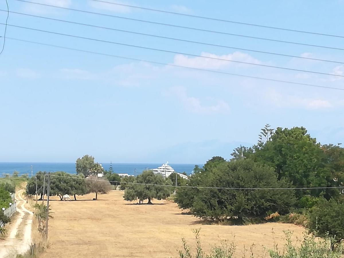 Olga's Garden Almiros Beach