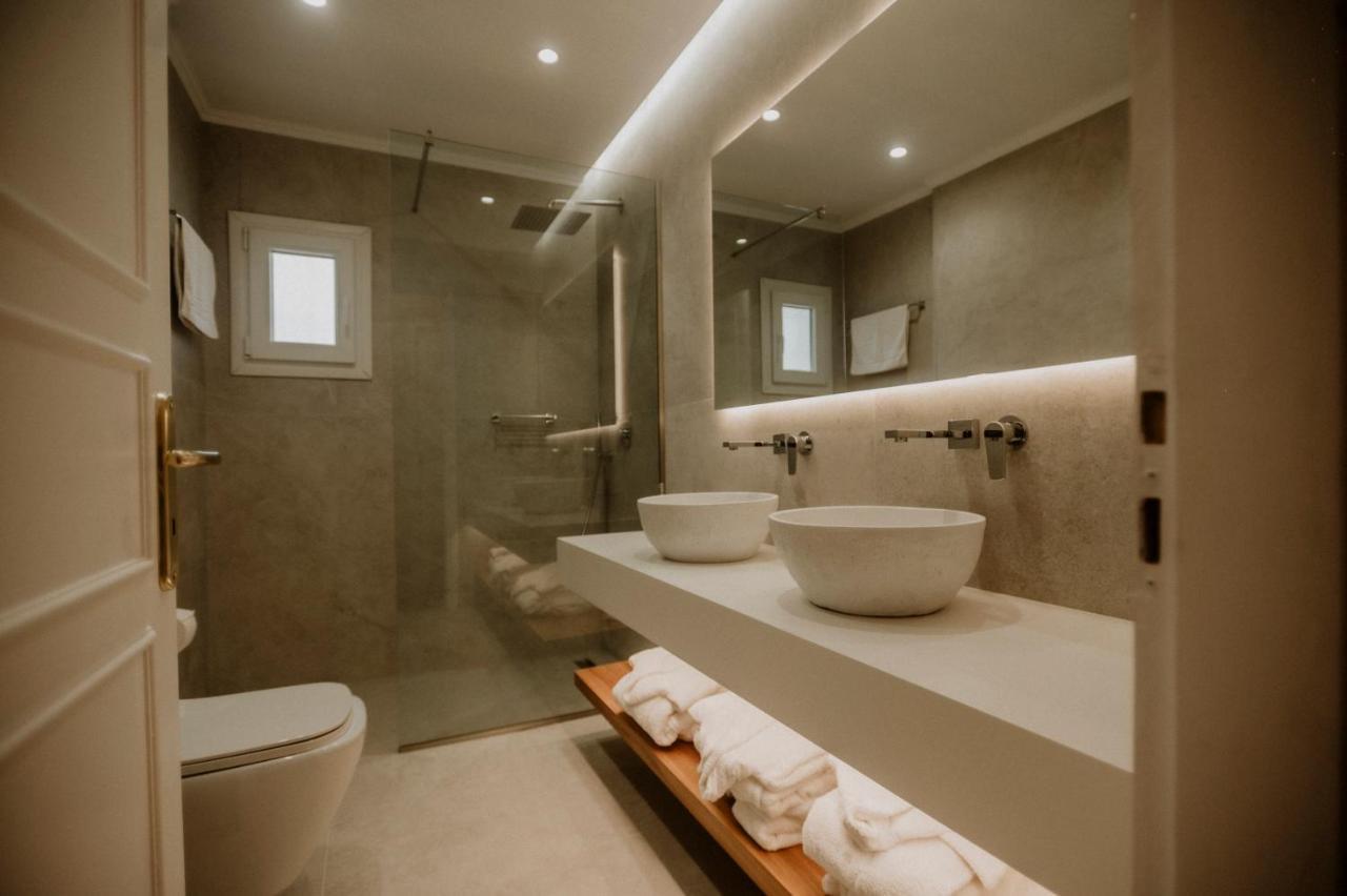 Butterfly - Heated Private Pool & Jacuzzi