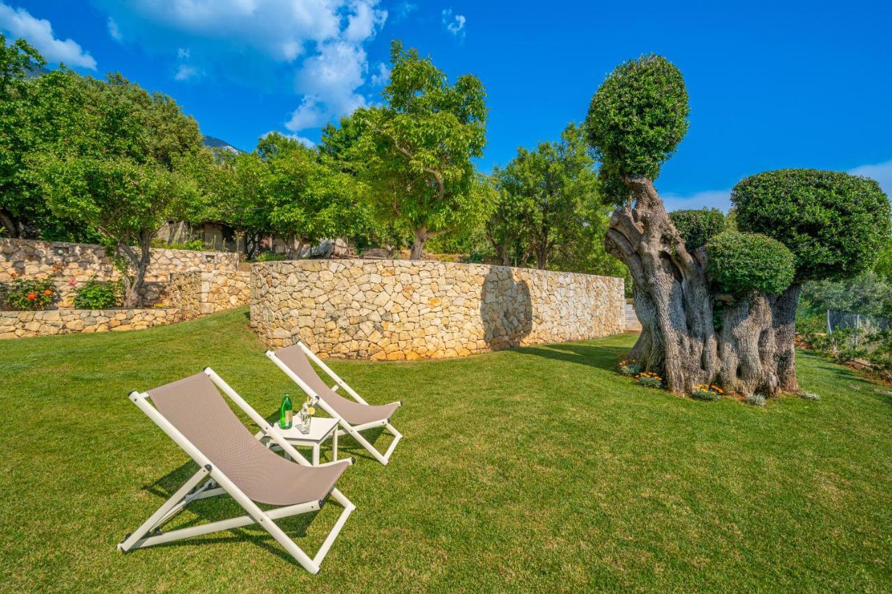 Lourdas Bay View Holiday home Simotata