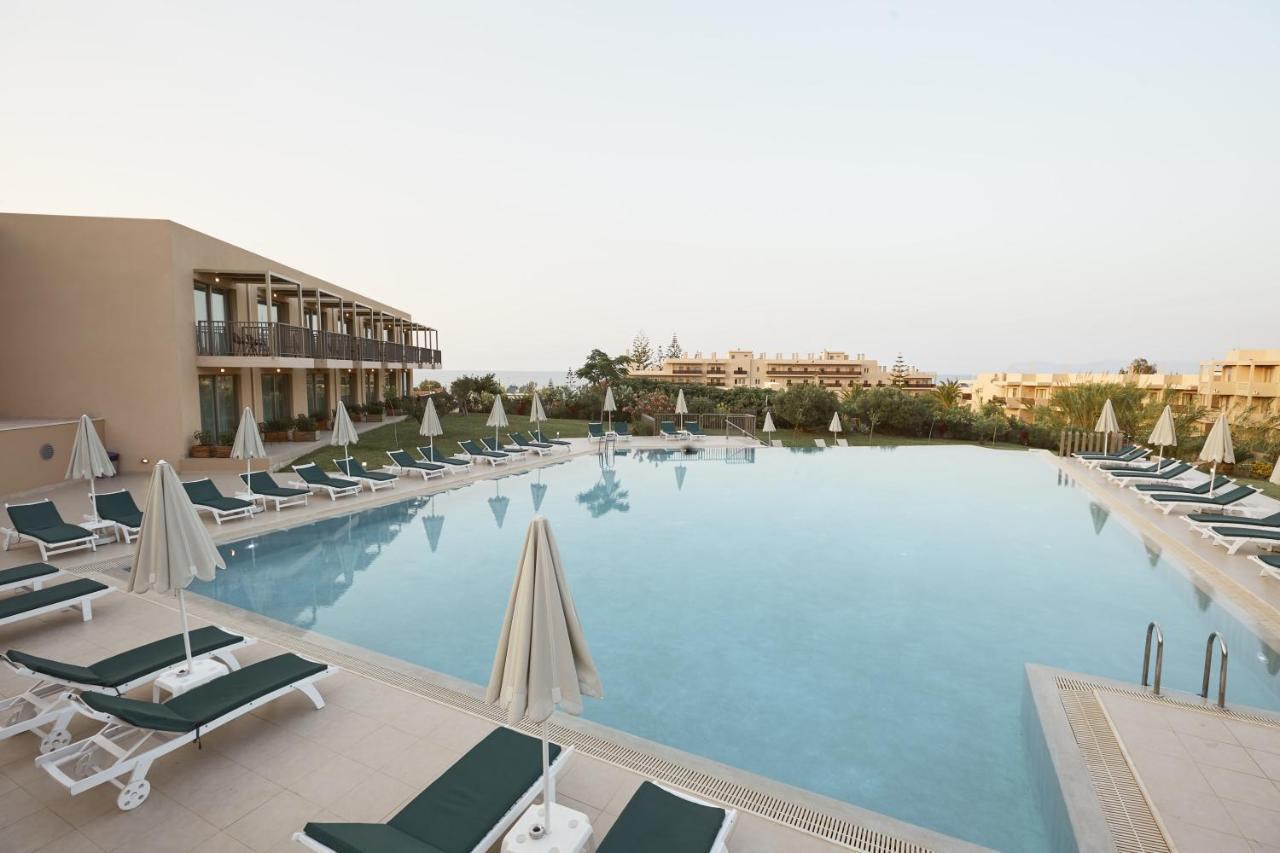 Resort Giannoulis - Santa Marina 4*