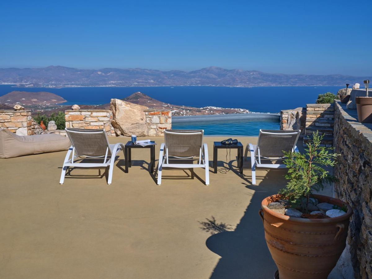 Stella, Lefkes Paros *