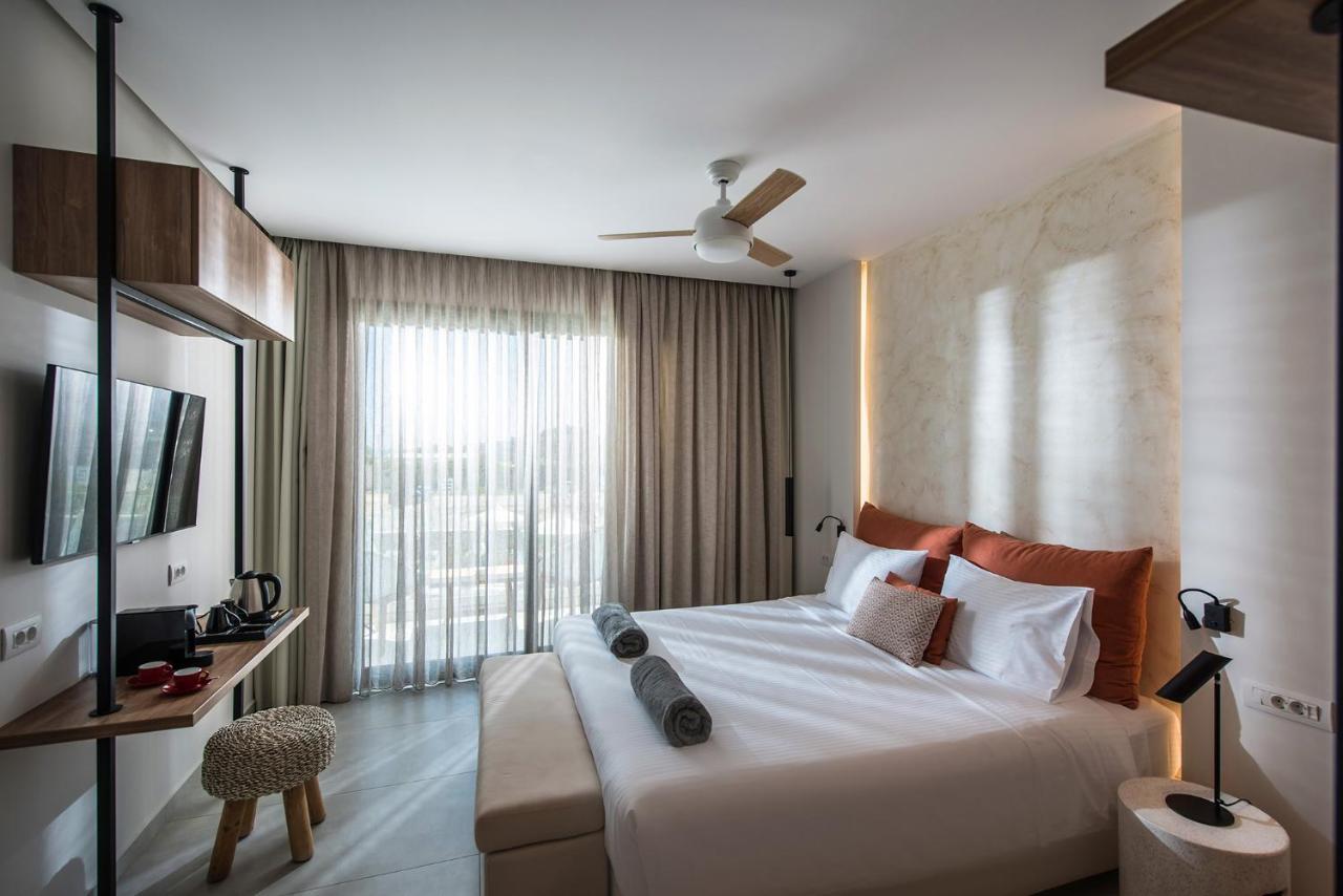 Hotel Enorme Teatro Amoudara (Heraklion)