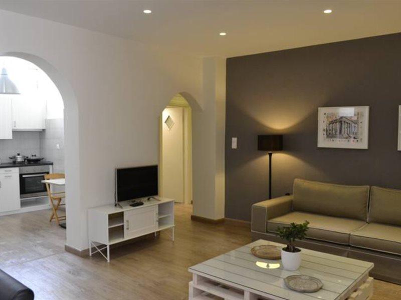 Mythos Boutique 4*