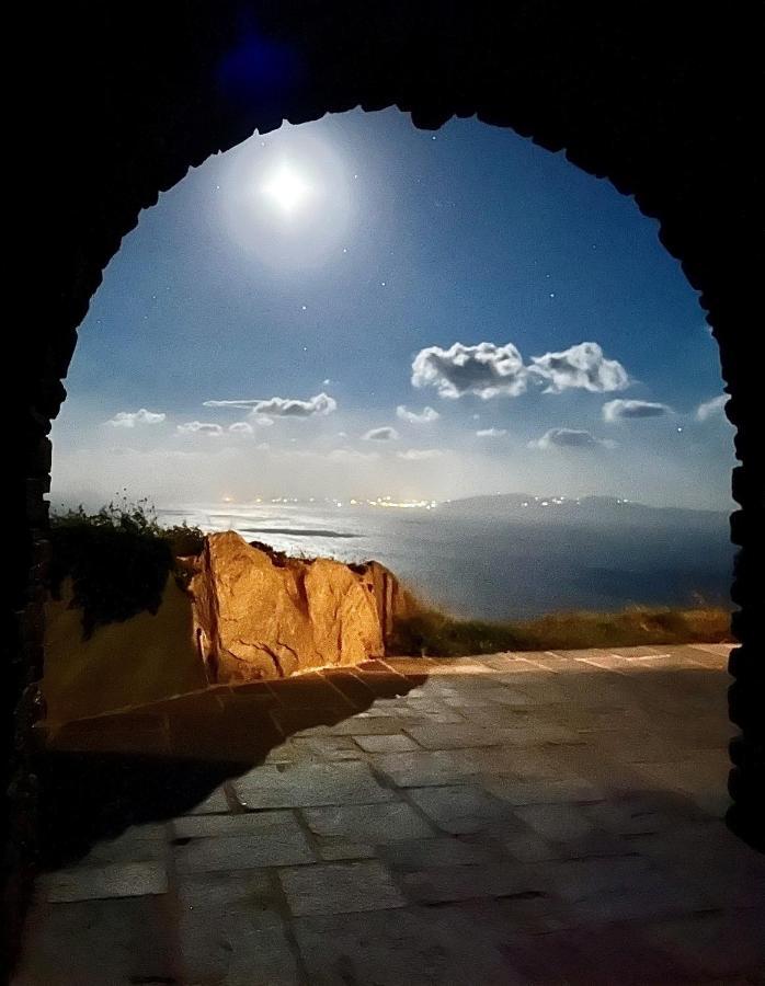 Dionysos Sea And Stone Luxury * Kardhiani