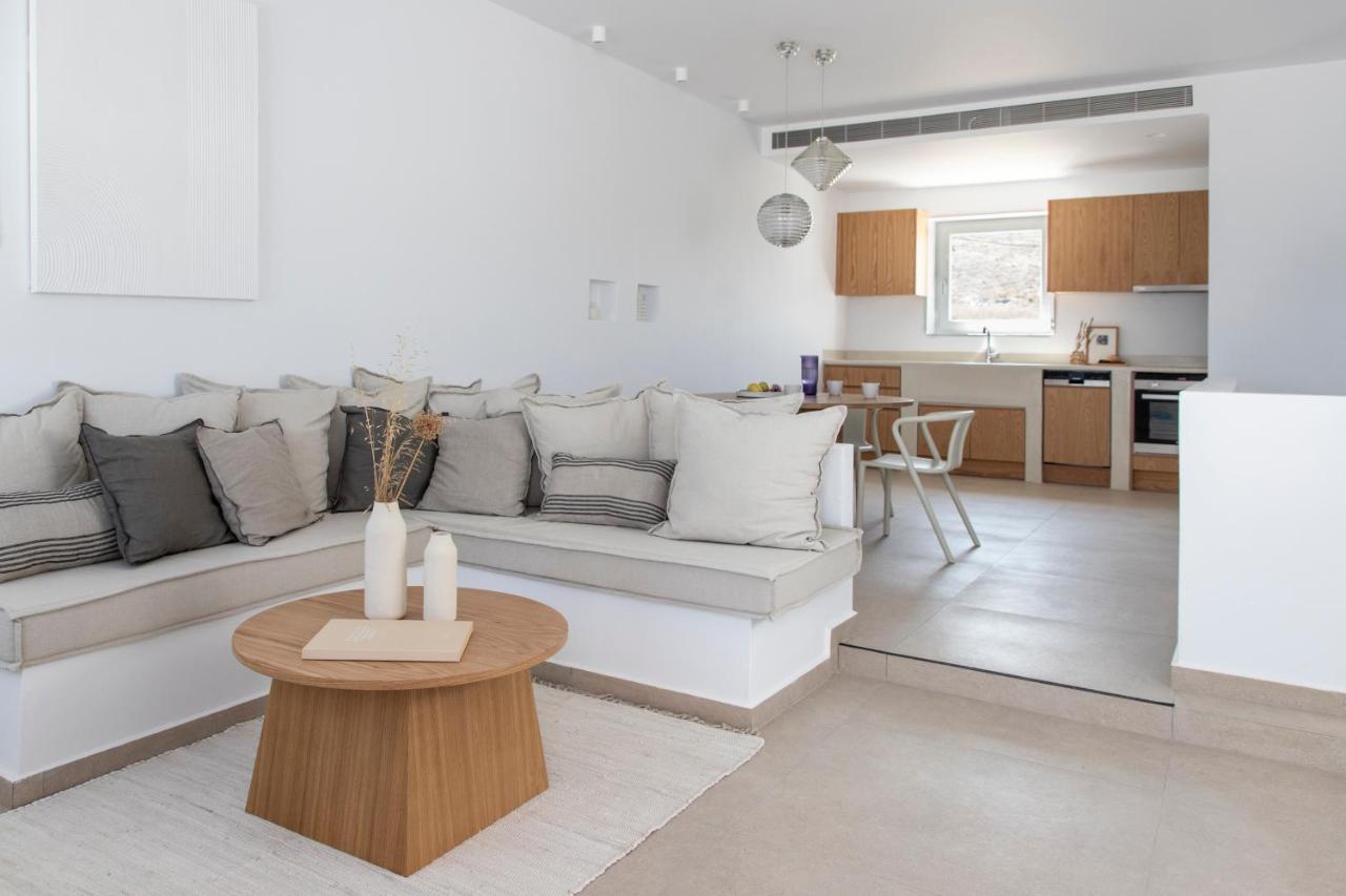 Holiday home Citadela Paros Molos - Beachfront Maisonette With Plunge Pool