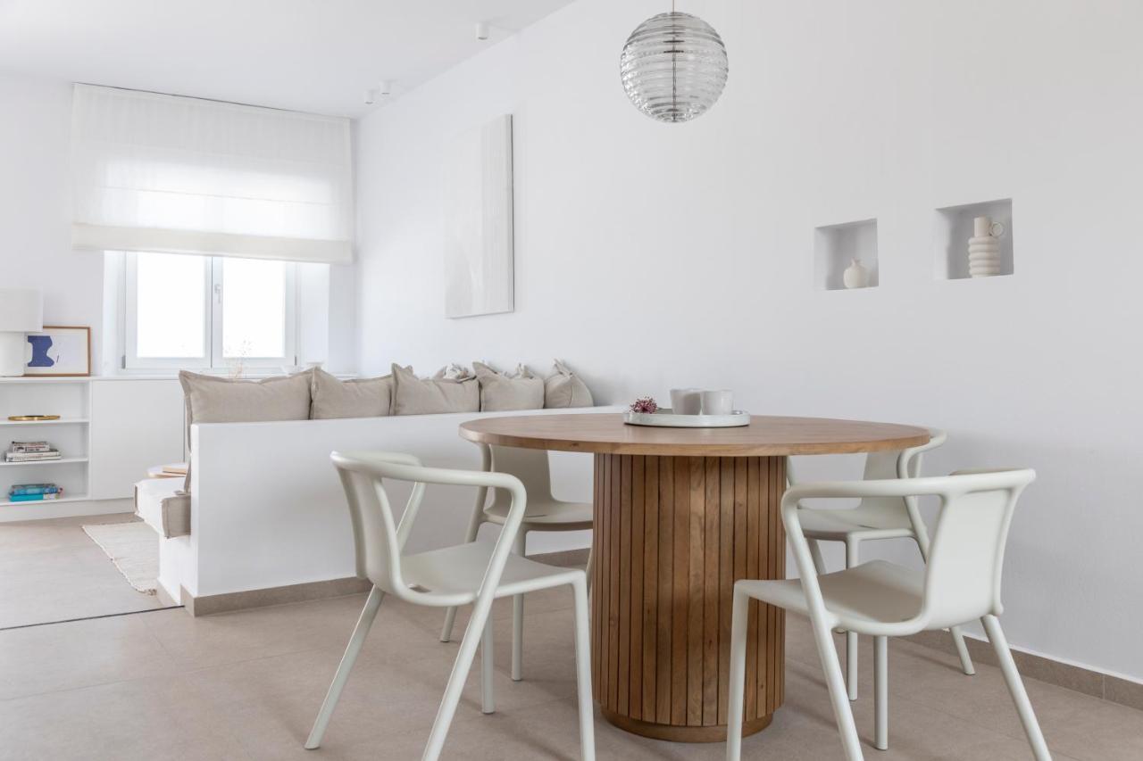 Citadela Paros Molos - Beachfront Maisonette With Plunge Pool