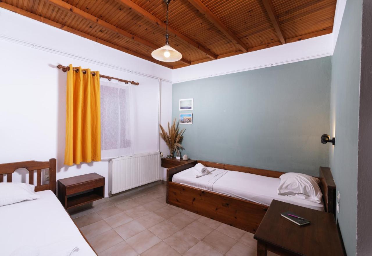Ovgora - Aretousa Sea View Room, Village * Kamilari