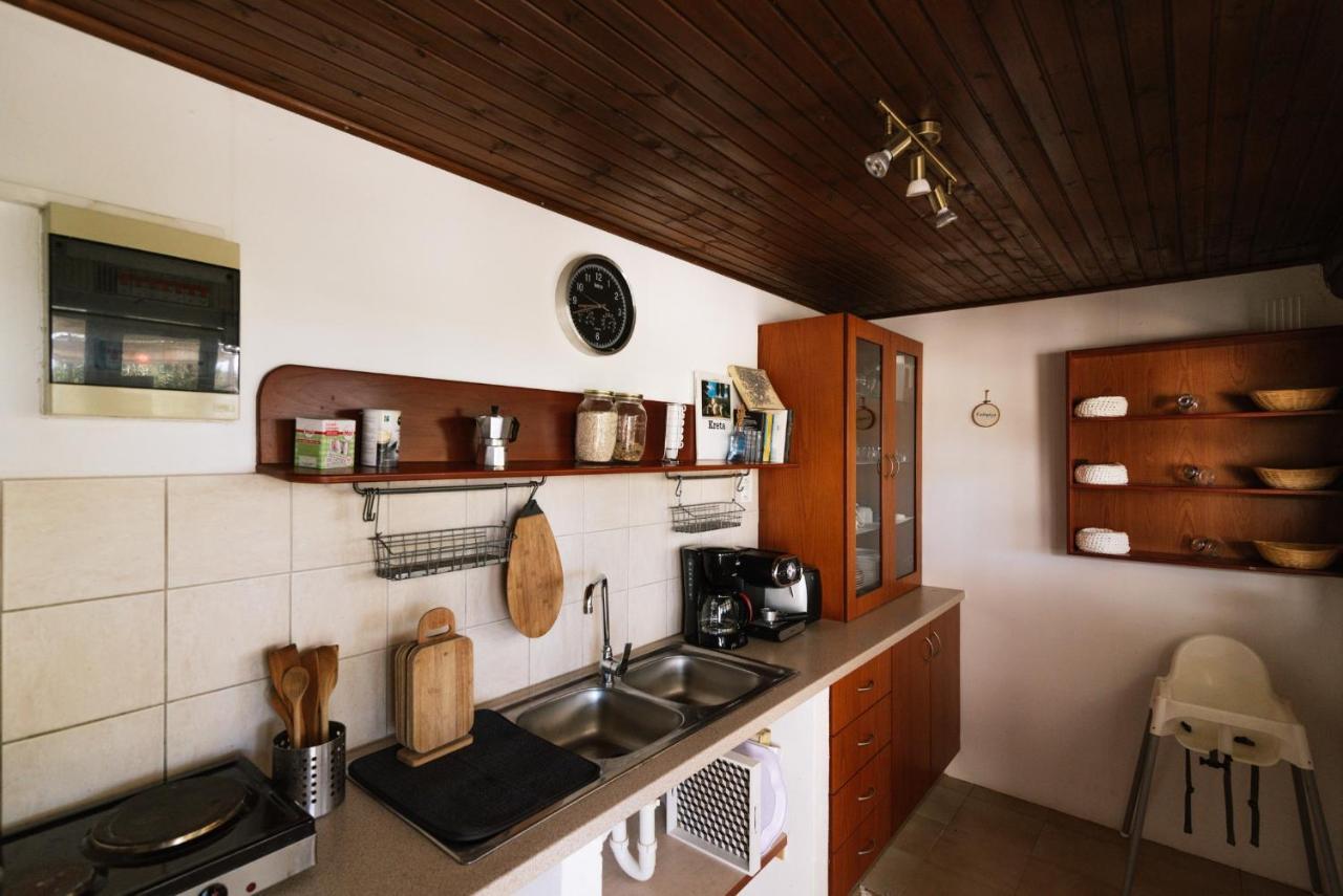 Ovgora - Aretousa Sea View Room, Village Guest house *