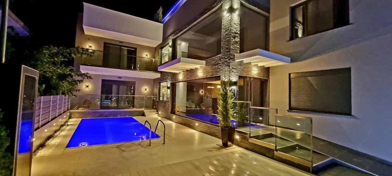 Luxsuites Ofrinion