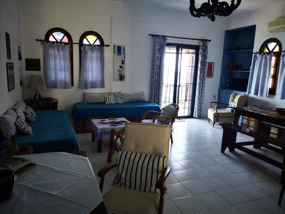 Maria's Aparthotel *
