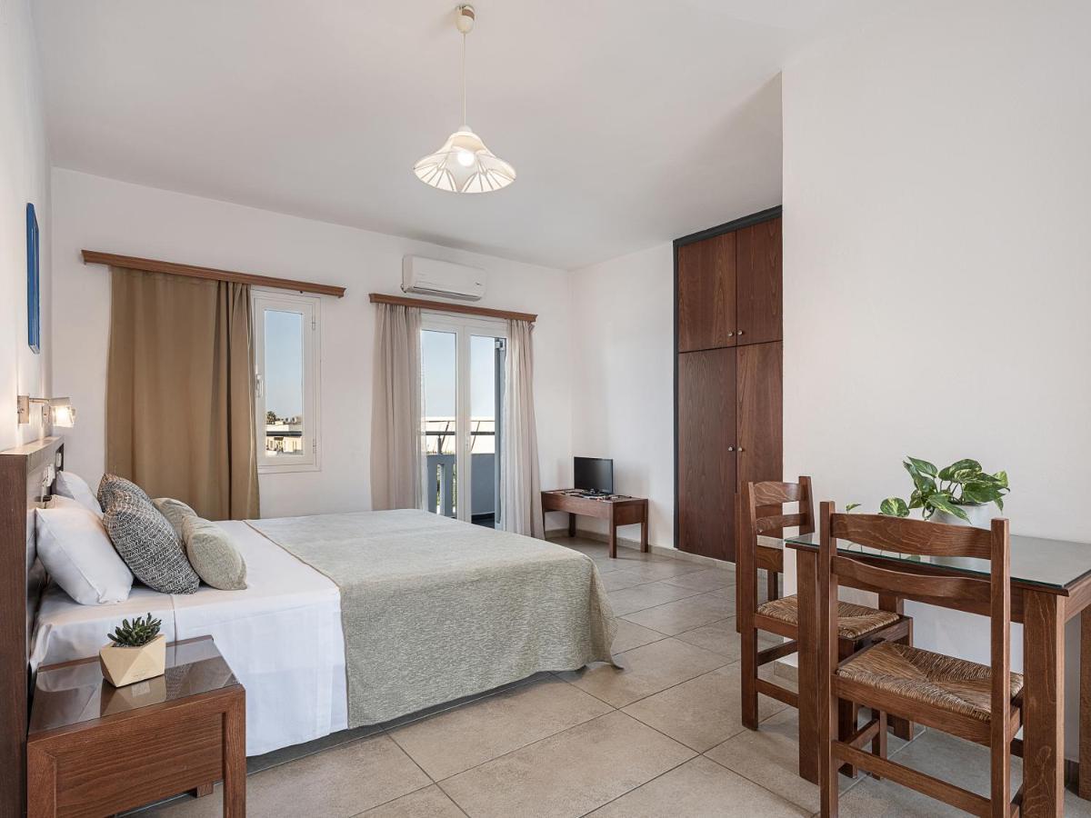 Nontas Aparthotel 3*