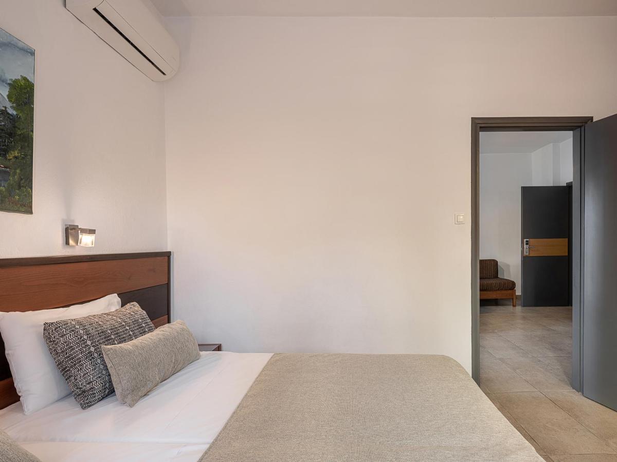 Nontas Aparthotel 3*