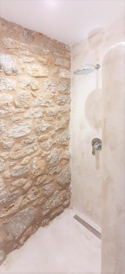 Anavalos Aparthotel Kiveri