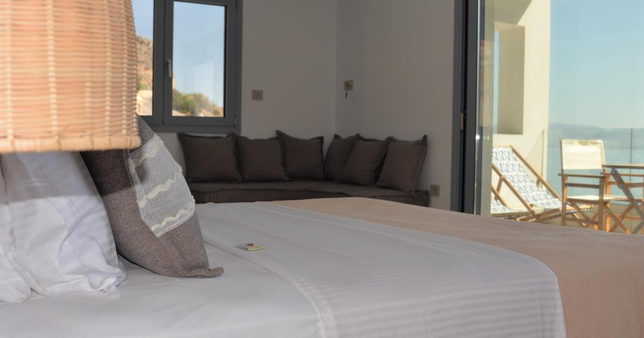 Anavalos Aparthotel Kiveri
