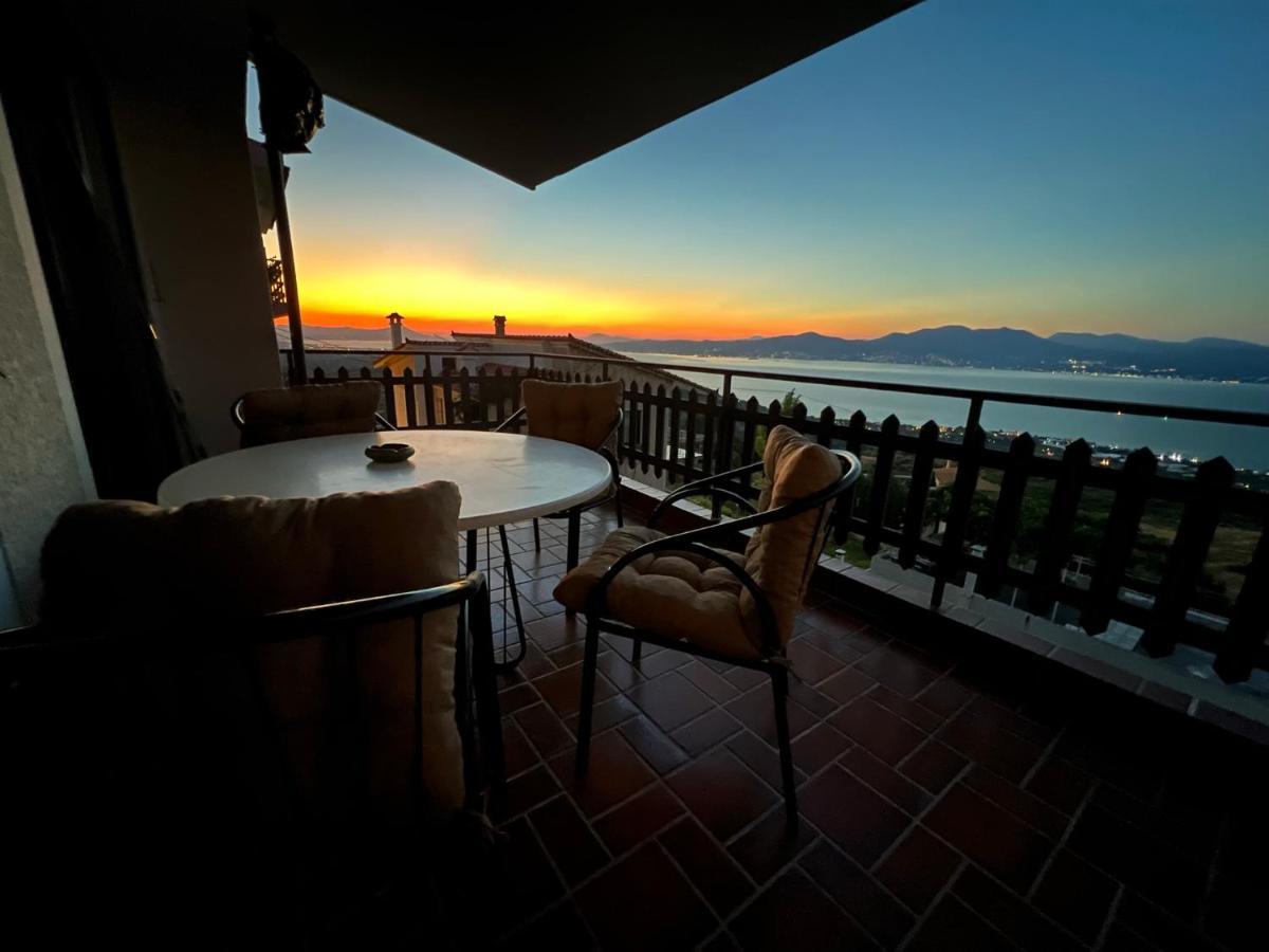 With Unique Views And Private Garden Holiday home *