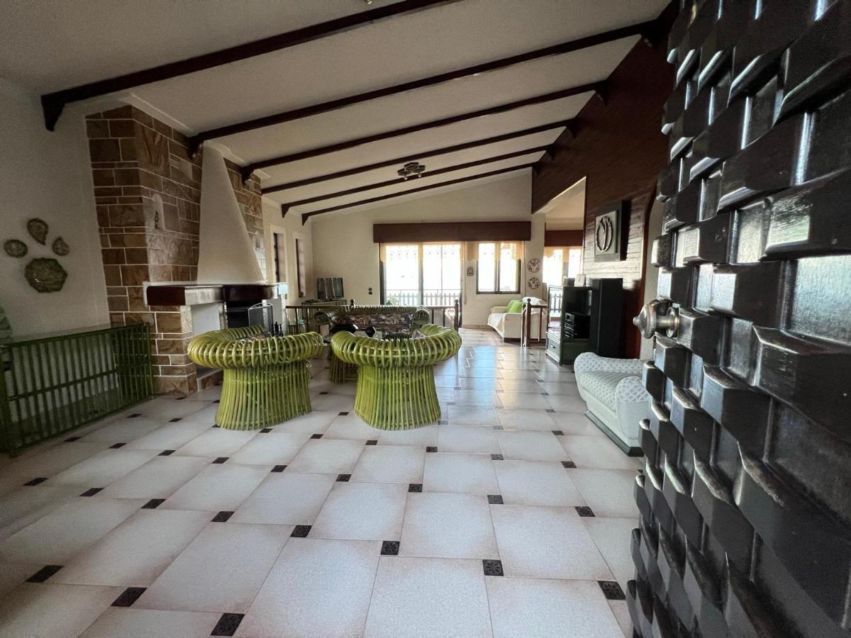 With Unique Views And Private Garden Kalamos (Attica)