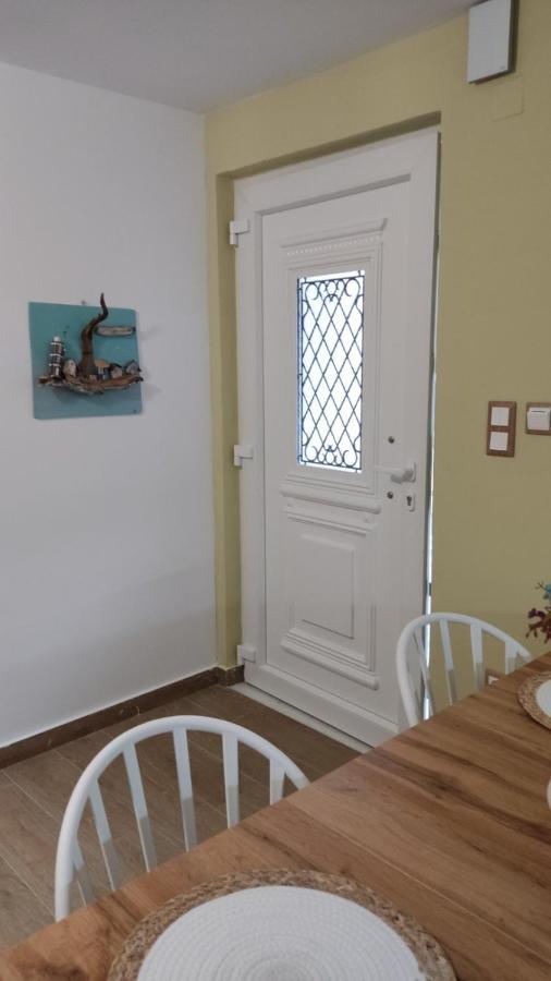Apartment Colorful House Tsoutsouras *