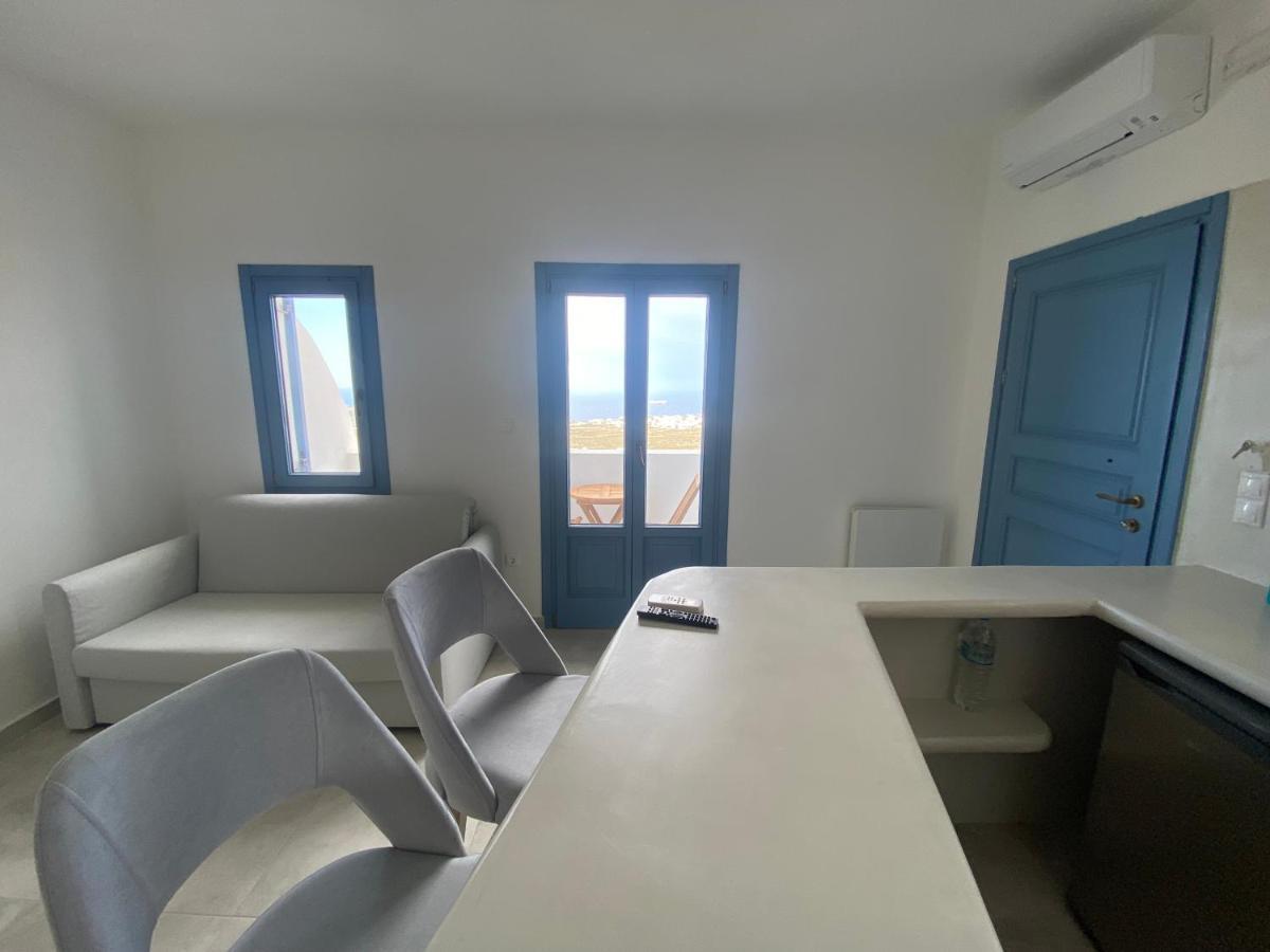 Ena Santorini Holiday home Pyrgos Kallistis