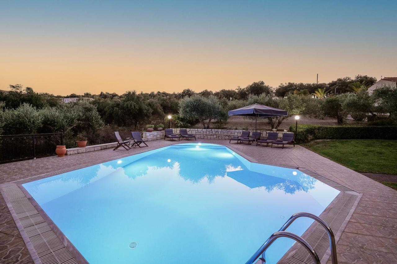 Villa Lefkothea With Large Private Pool