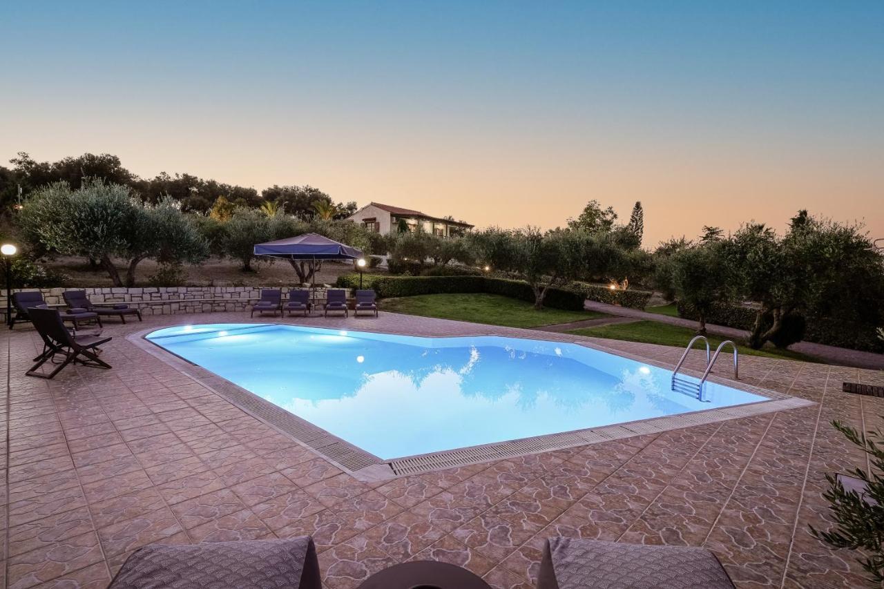 Villa Lefkothea With Large Private Pool