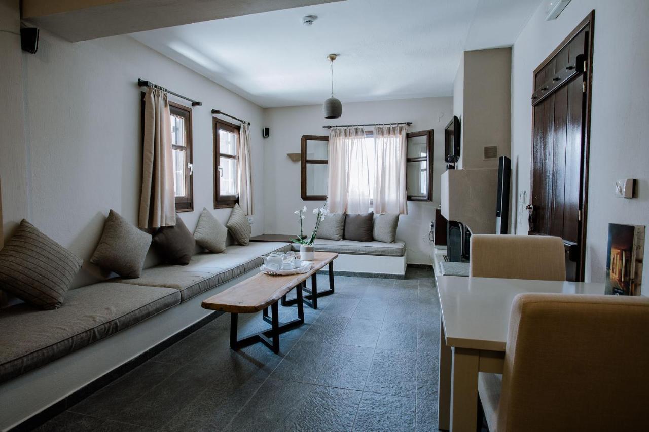 Hotel 12 Months &
