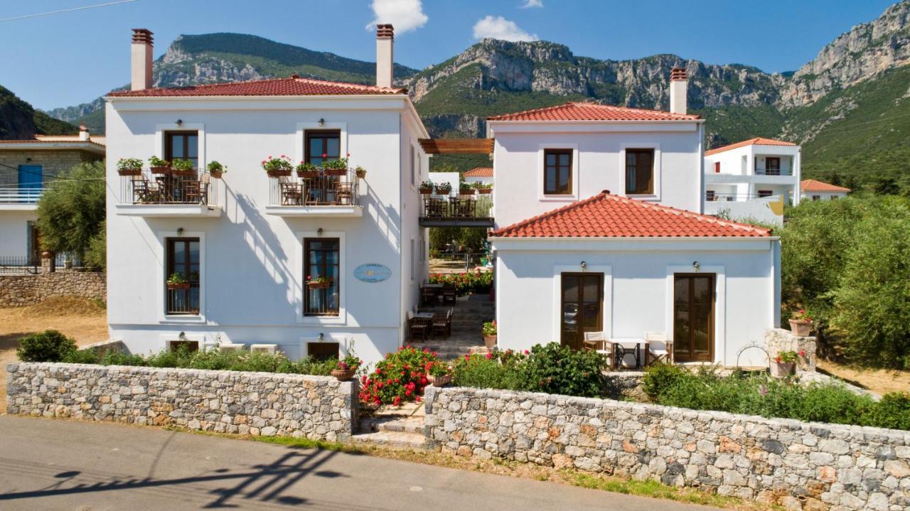 Iliolousta Aparthotel