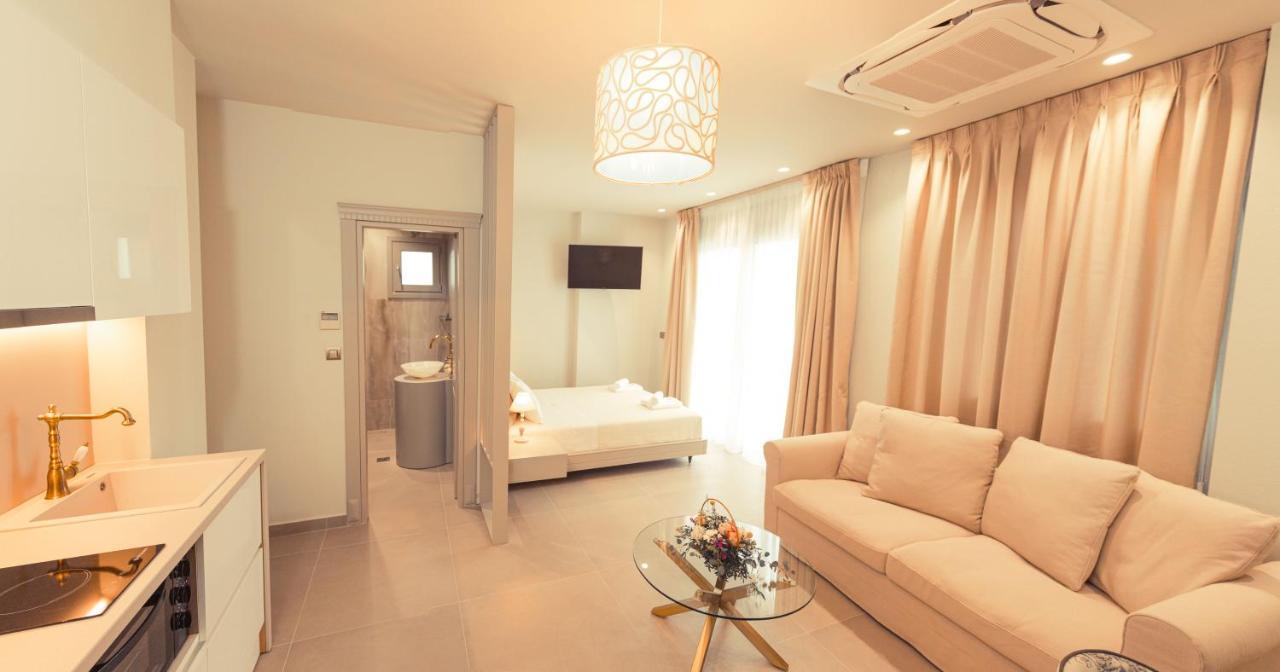 Aparthotel Io Luxury Pool & Hot Tub *